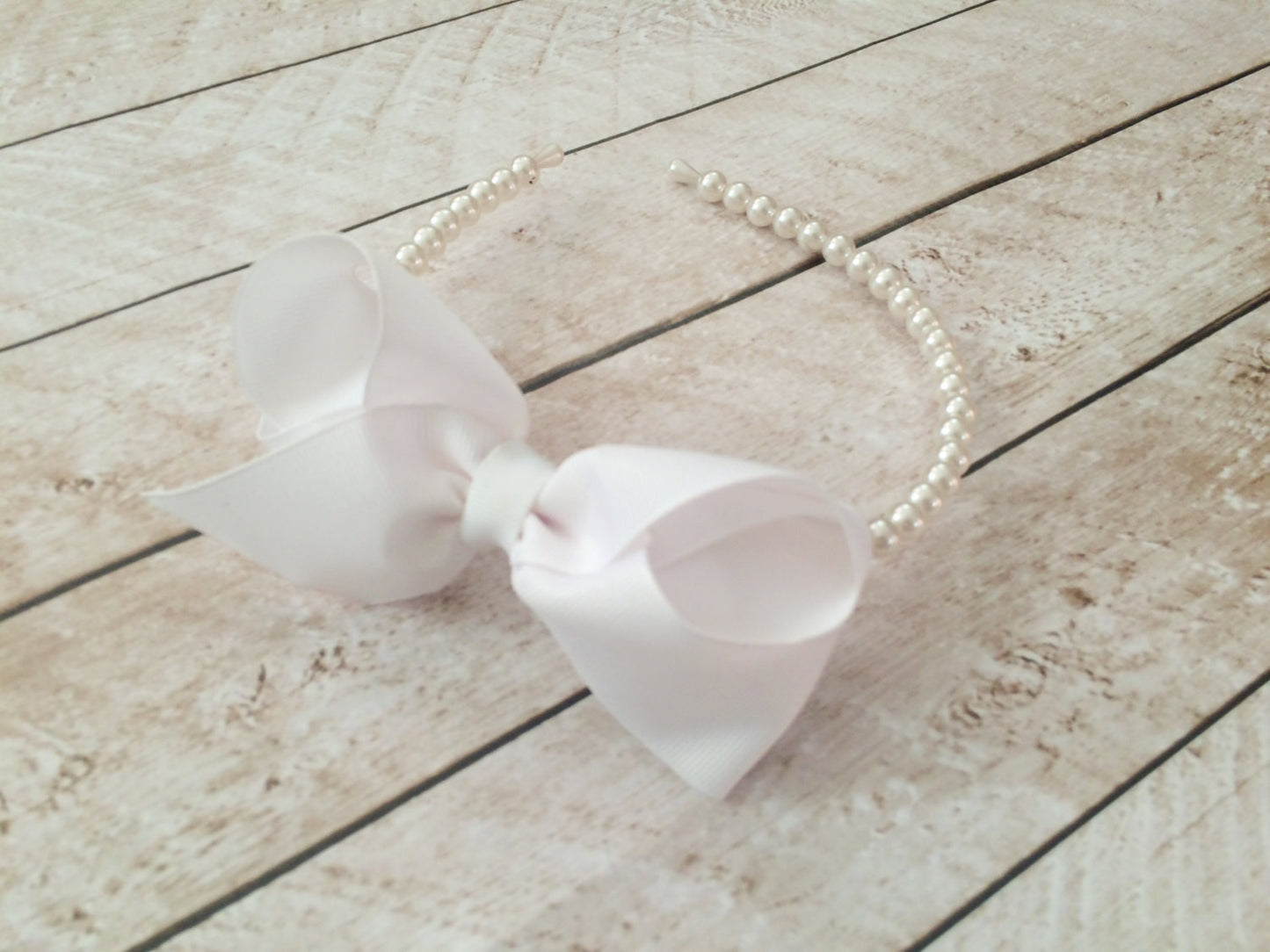 Girl White Hair Bow Pearl Headband I The Enchanted Magnolia