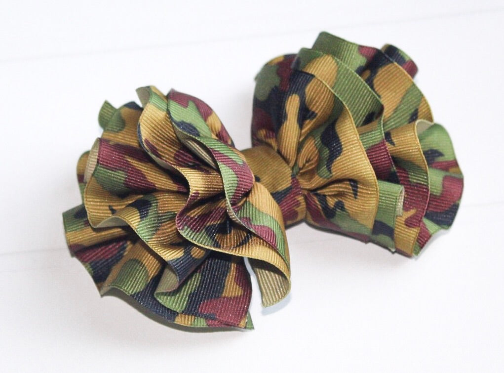 Camo Wavy Hair Bow I The Enchanted Magnolia