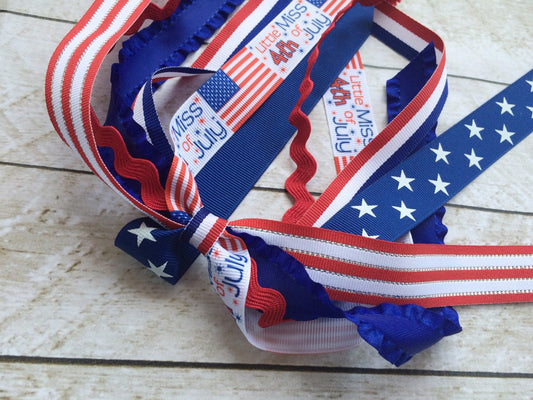 Girls Patriotic Ponytail Streamers I The Enchanted Magnolia