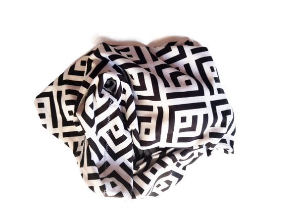 White and Black Geometric Print Knit Headwrap