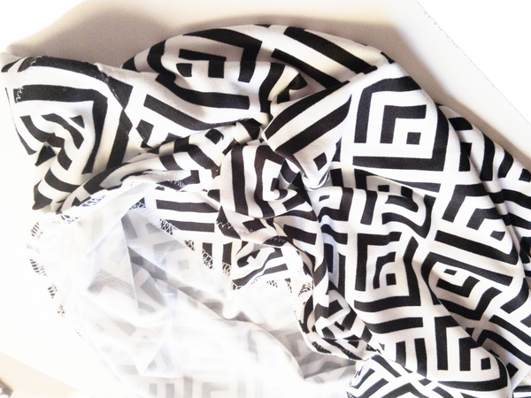 White and Black Geometric Print Knit Headwrap